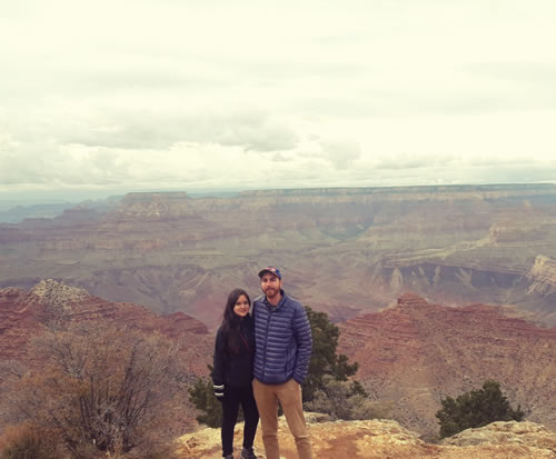 Photo of copywriter Joel Boomer and his fianc&eacute;e on a road trip to the Grand Canyon